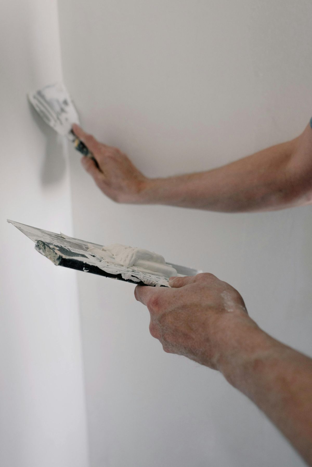 Replastering: Supplies, Techniques, and Expert Tips