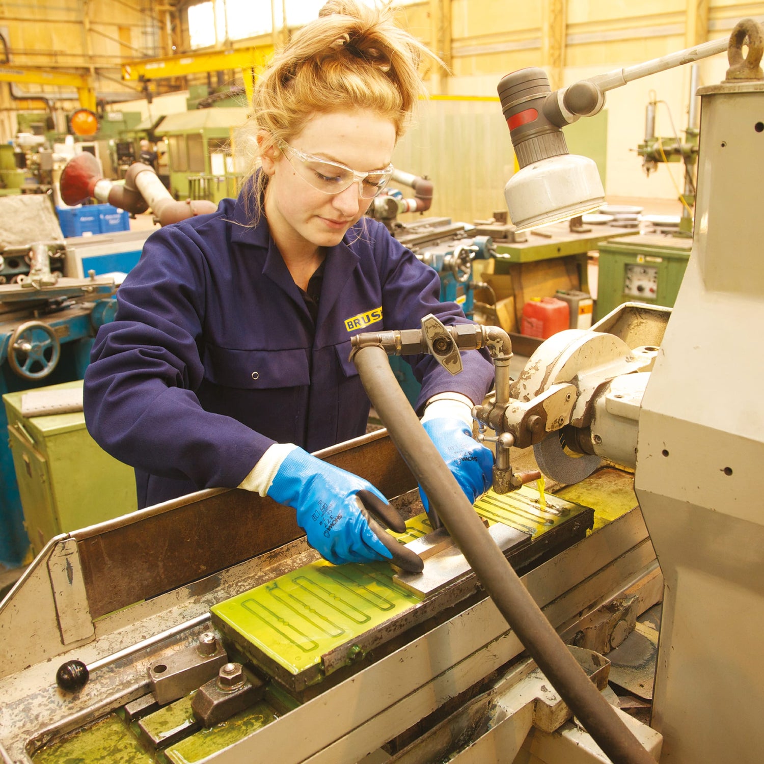 SHOWA 377 Waterproof Impermeable Fully Coated Work Gloves with Nitrile Grip