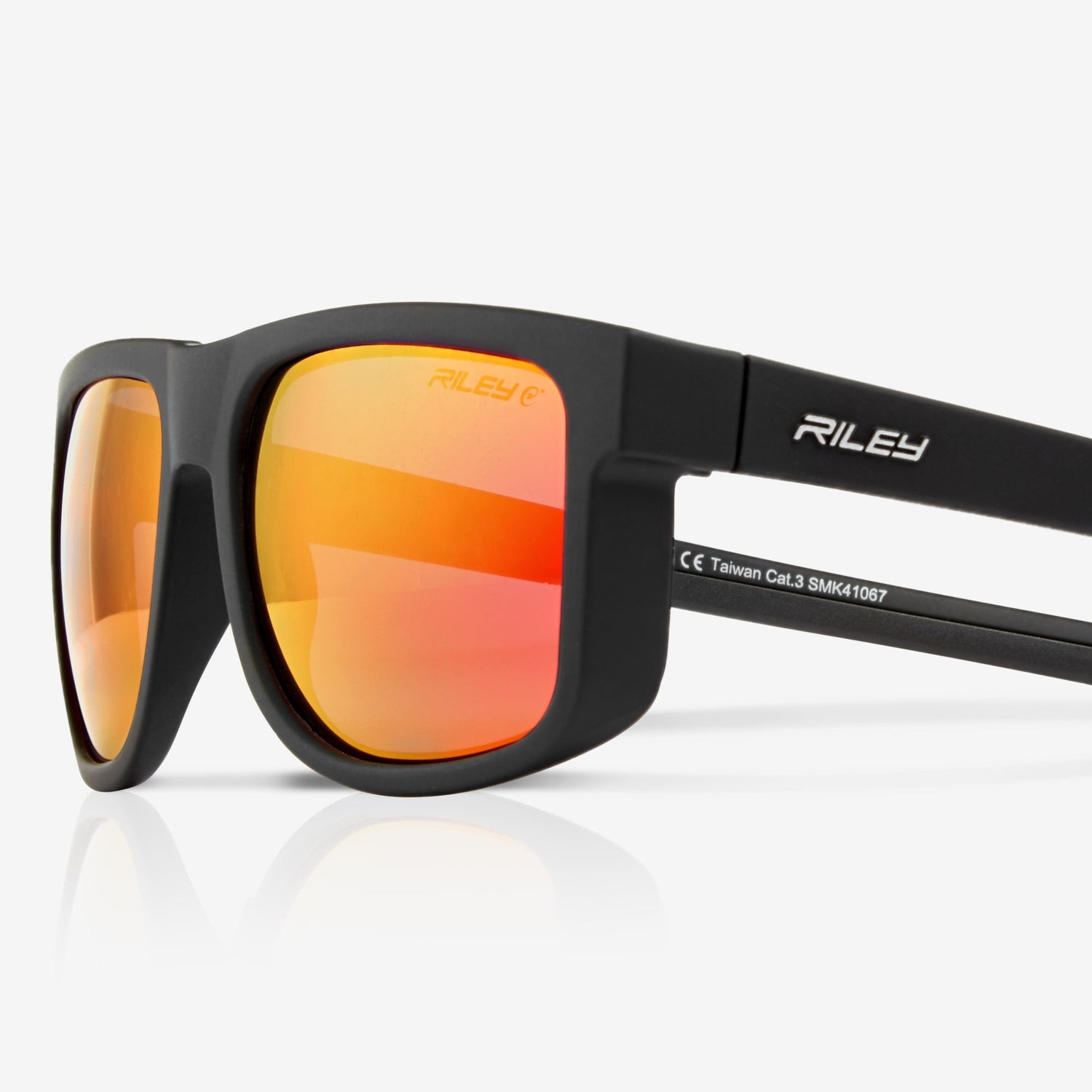 Riley Navigator Sunglasses – Red Mirror Revo, Anti-Scratch, UV Protection