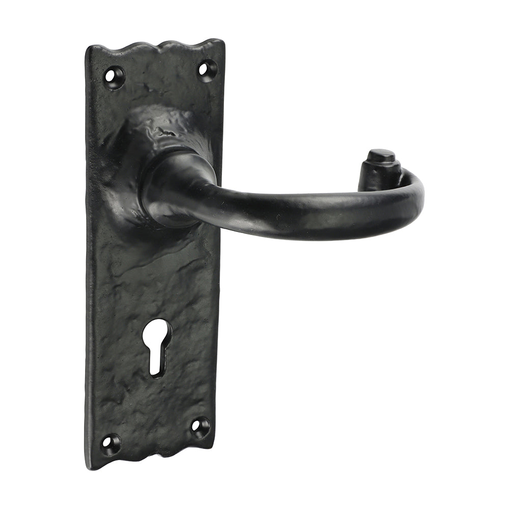 Traditional Lever Lock Door Handle – Antique Black Iron - 155 × 54