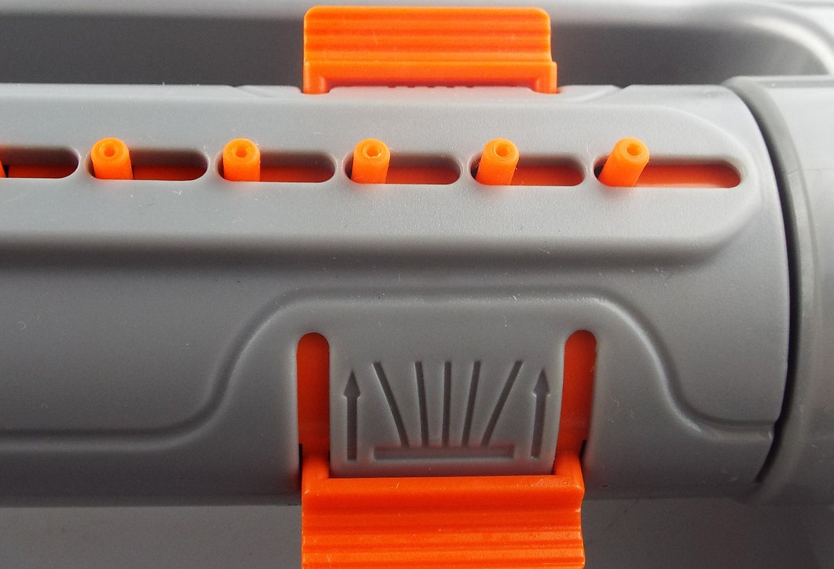 Metal Variable-Width Oscillating Sprinkler White Line