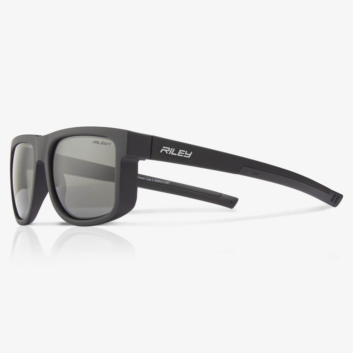 Riley Navigator Sunglasses – Polarised, Anti-Glare, 4-Base Curve, UV Protection