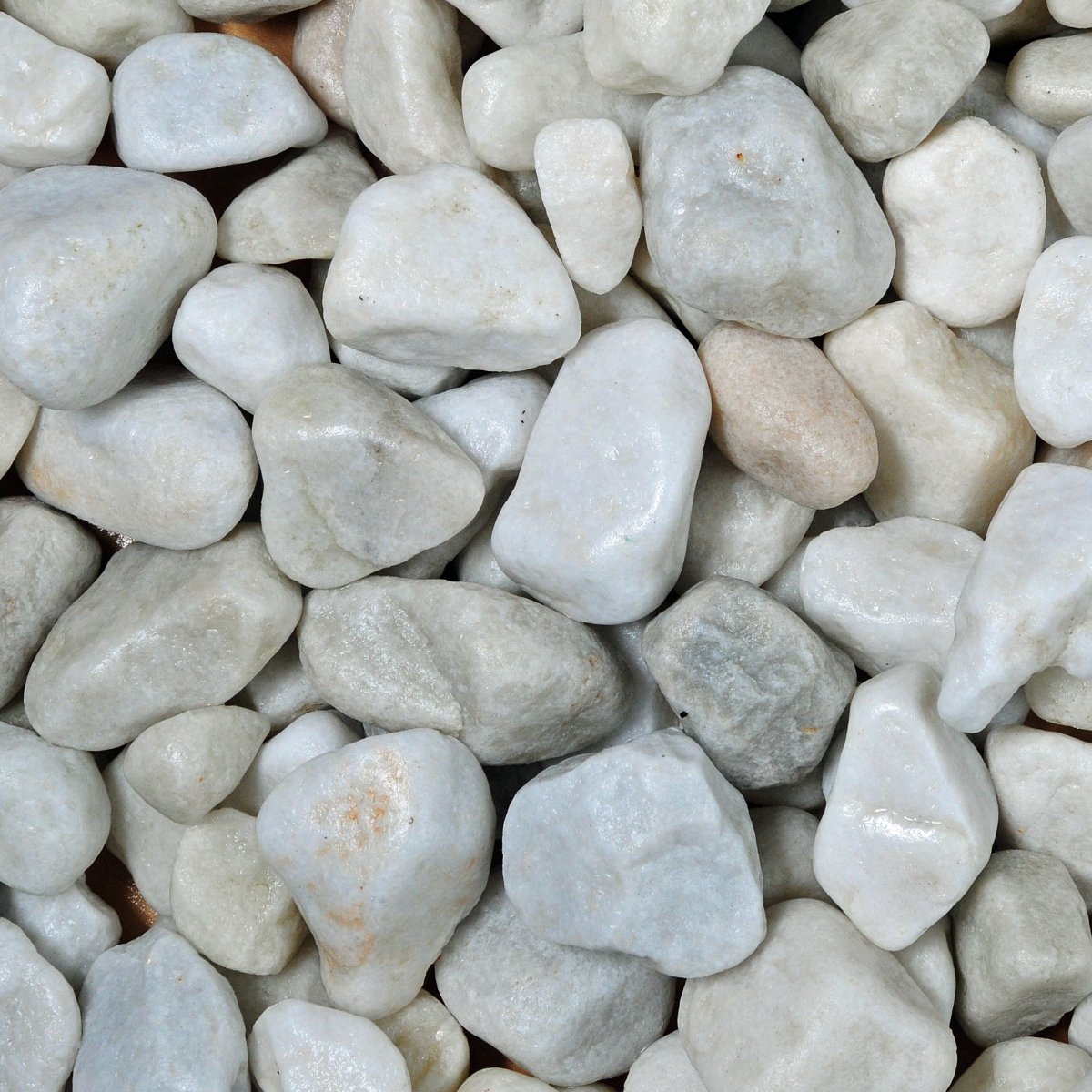 White pebbles 20 to 40mm Bulk Bag
